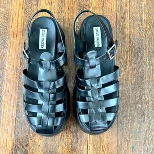 Women’s Steve Madden Black Woven Sandals size 10